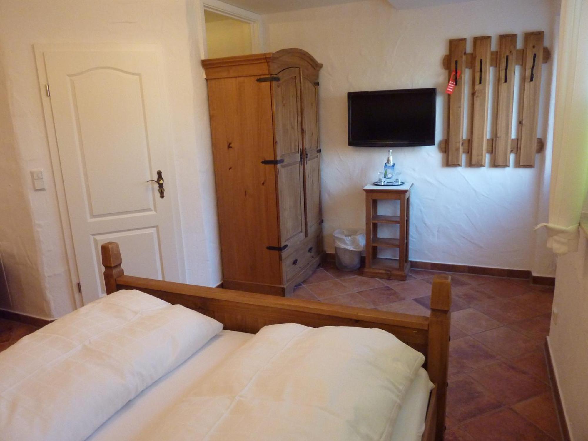 Zum Schlangenkoenig Hotel Burg  Ngoại thất bức ảnh