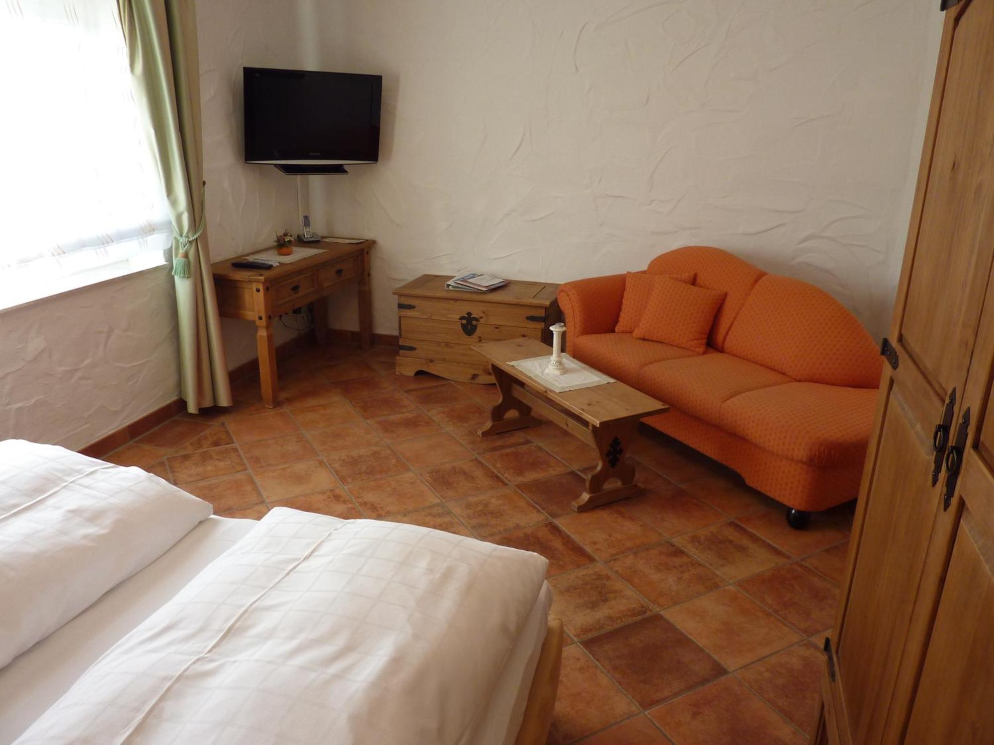 Zum Schlangenkoenig Hotel Burg  Ngoại thất bức ảnh